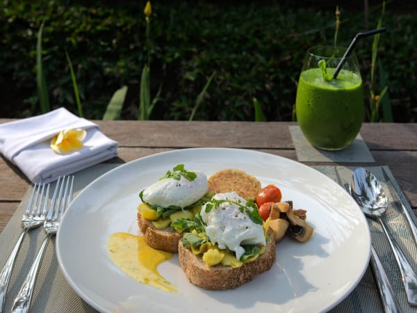 Seseh Beach Villas - Breakfast within the privacy of your villa